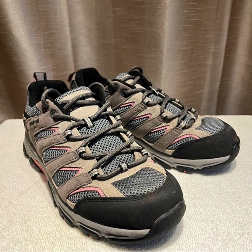 Cloudveil women’s hiking shoes size 7